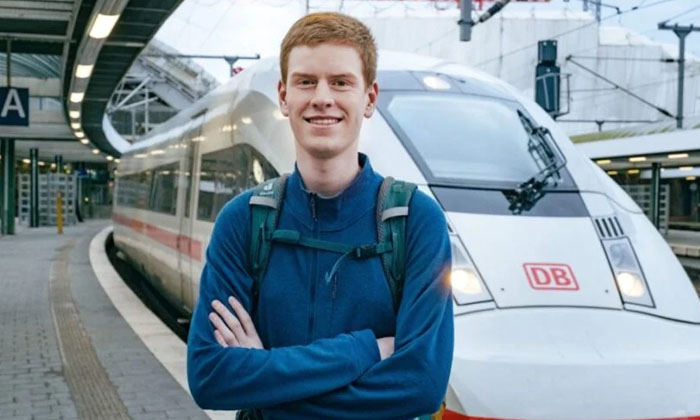  A German Man Who Lives On Trains With Rs 8 Lakhs A Year-TeluguStop.com