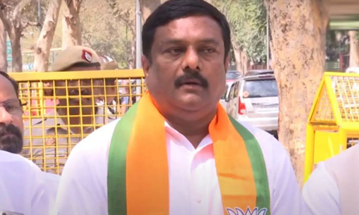  If The Mlas Are Touched The Government Will Collapse Within 48 Hours Maheshwar-TeluguStop.com