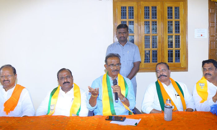  Parliament Elections Will Make Modi Pm: Bhuvanagiri Bjp Mp Candidate Boora , Mun-TeluguStop.com