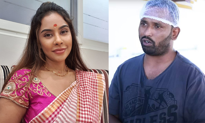  Sri Reddy Strong Counter To Kiraak Rp About Ap Politics-TeluguStop.com