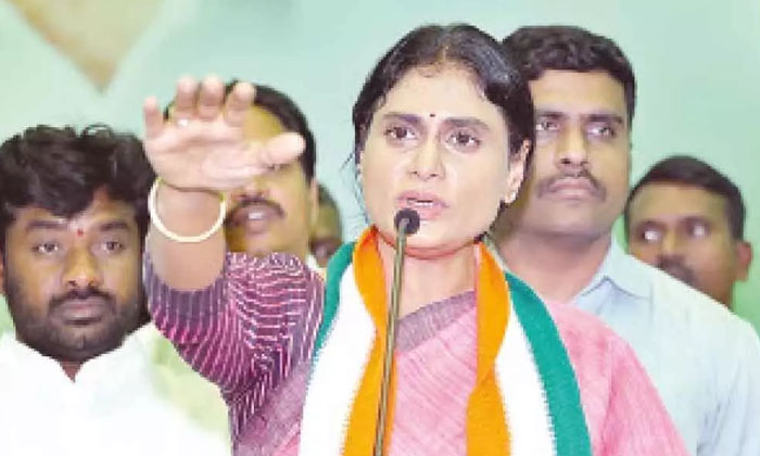  Ys Sharmila : బీజేపీతో అంటకాగే పార్టీ-TeluguStop.com