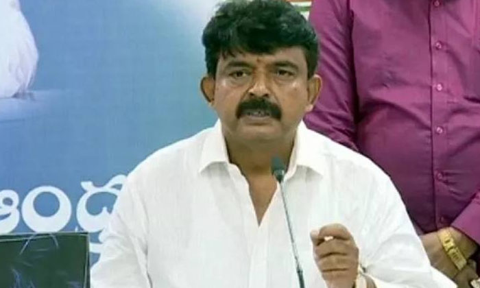 Complaint Of Ycp Leaders To Chief Electoral Officer Of Ap State Complaint Of Ycp Leaders To Chief Electoral Officer Of Ap State-TeluguStop.com