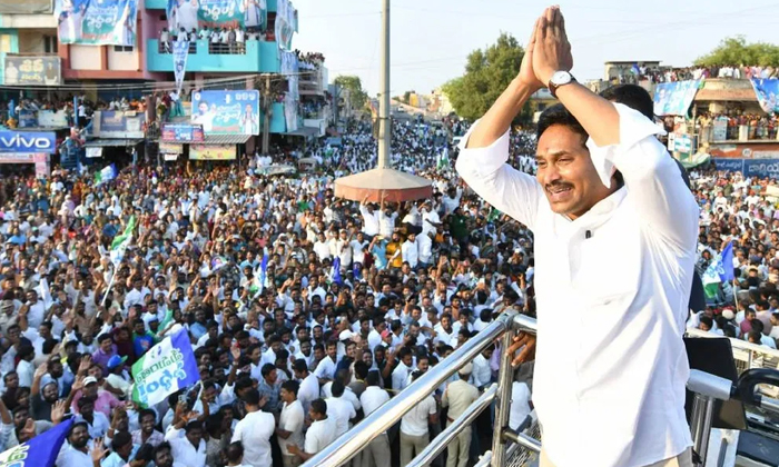  Nandyala Memantha Siddham Yatra : నంద్యాల జిల్లాలో-TeluguStop.com