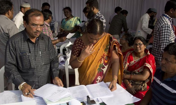  Election Polling In Ap And Telangana On The Same Day-TeluguStop.com