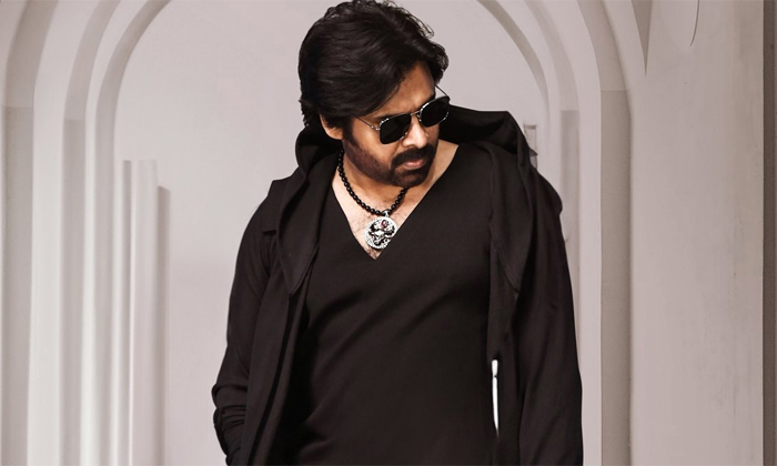  Tollywood Directors Who Coudnt Watch Their Own Movie In Theater Pawan Kalyan Se-TeluguStop.com