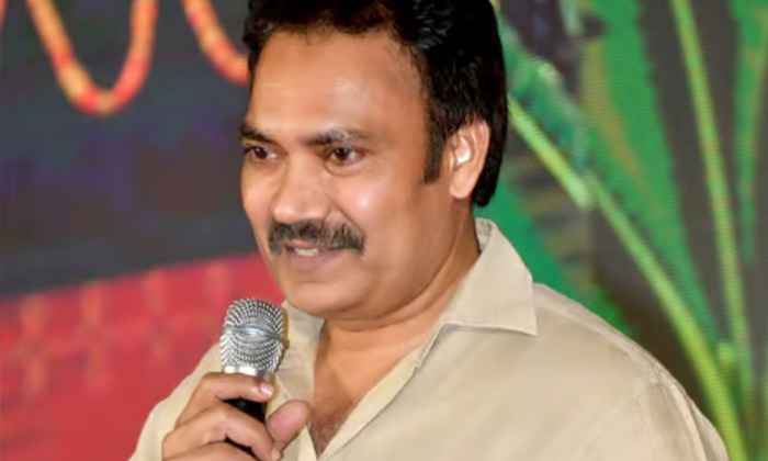  Interesting And Shocking Facts About Comedian Narra Srinu Details Here ,narra Si-TeluguStop.com