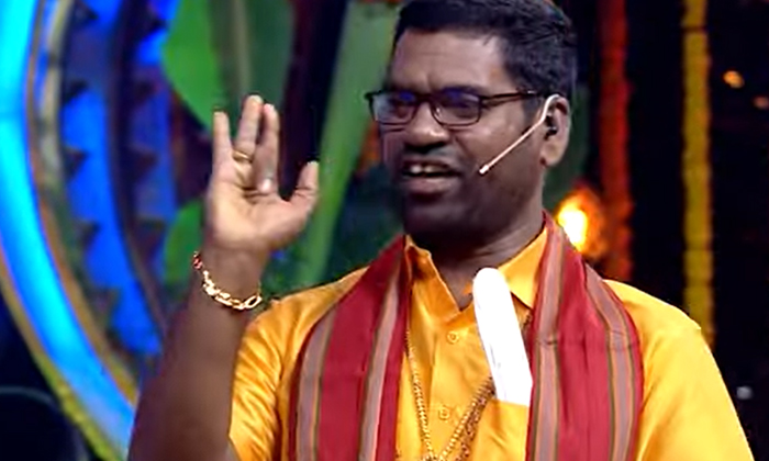 Bithiri Sathi As Velu Swamy Family Star Tho Ugadi Ummadi Kutumbam,bithiri Sathi, Bithiri Sathi As Velu Swamy Family Star Tho Ugadi Ummadi Kutumbam,bithiri Sathi,-TeluguStop.com