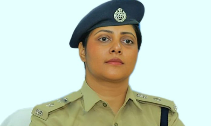  Crime Control Through Installation Of Cc Cameras Says Sp Chandana Deepti,sp Chan-TeluguStop.com