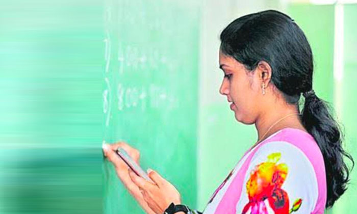  Dsc Exam Application Deadline Extension In Telangana-TeluguStop.com