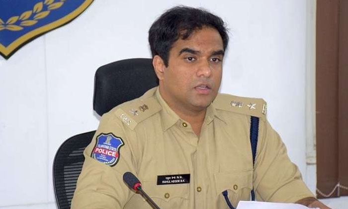 Conducting Betting Is A Crime: District Sp Rahul Hegde ,betting, Ipl Betting ,-TeluguStop.com