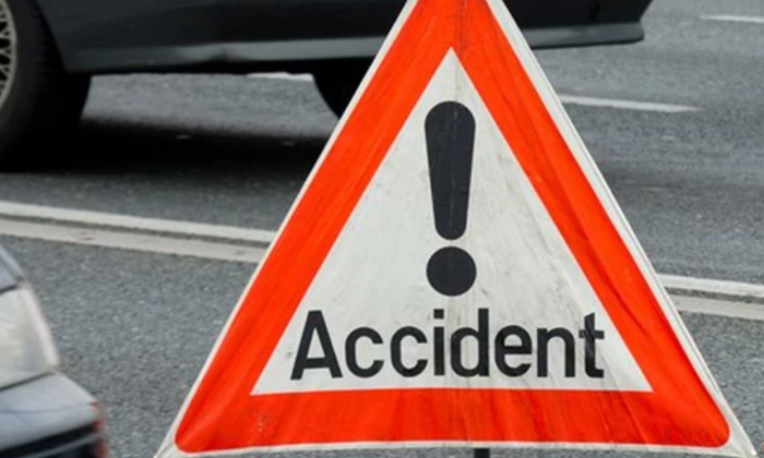  Five People Died In Fatal Road Accident In Nellore District,nellore,road Acciden-TeluguStop.com