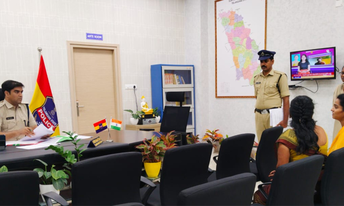  Harassment Of Women Will Take Strict Action Sp Rahul Hegde, Harassment Of Women-TeluguStop.com