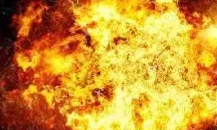  Huge Fire In Ranga Reddy District , Huge Fire, Ranga Reddy District , Fire Acci-TeluguStop.com