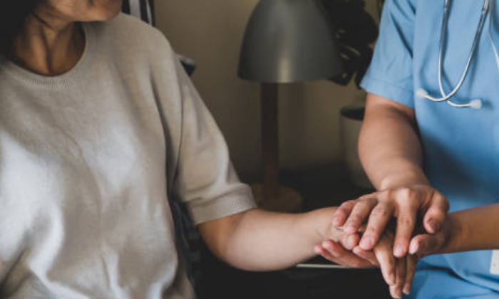  Indian Doctor Jailed For Touching Womans Hand In Saudi Arabia,saudi Arabia, Doct-TeluguStop.com