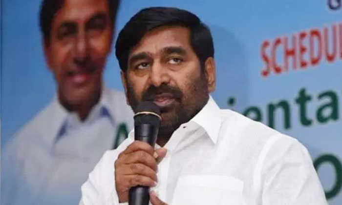  Small Words Of Minister Komati Reddy..: Jagadeesh Reddy ,harish Rao , Kcr , Br-TeluguStop.com