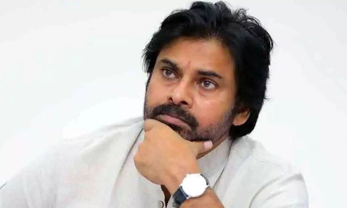  Pawan Kalyan Emotional Comments On Chiranjeevi In P ​​gannavaram Sabha , Ja-TeluguStop.com