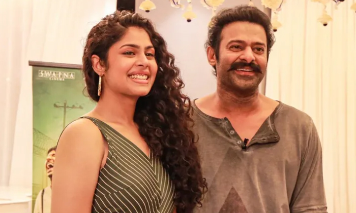  Faria Abdullah Calls Prabhas Anna ,faria-abdullah, Jathi Ratnalu, Prabhas, Tolly-TeluguStop.com