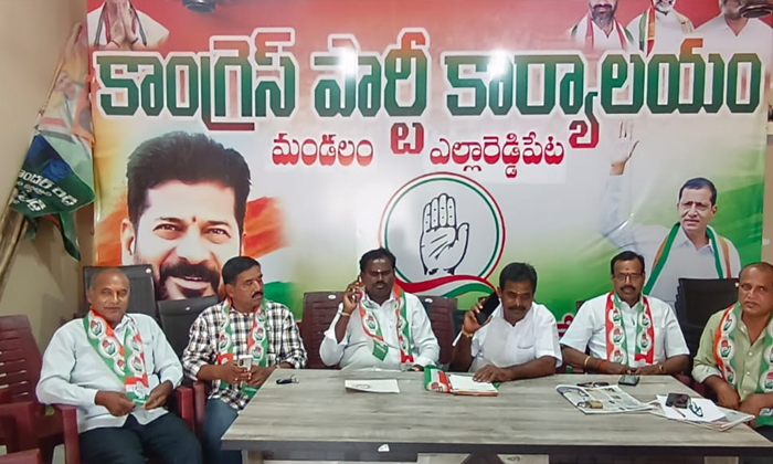  Make The Congress Party Corner Meeting A Success , Congress Party , Saddi Lakshm-TeluguStop.com
