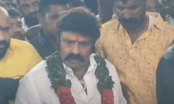  Once Again, Mla Balakrishna Is Angry With The Fan , Mla Balakrishna, Fan , Fan-TeluguStop.com