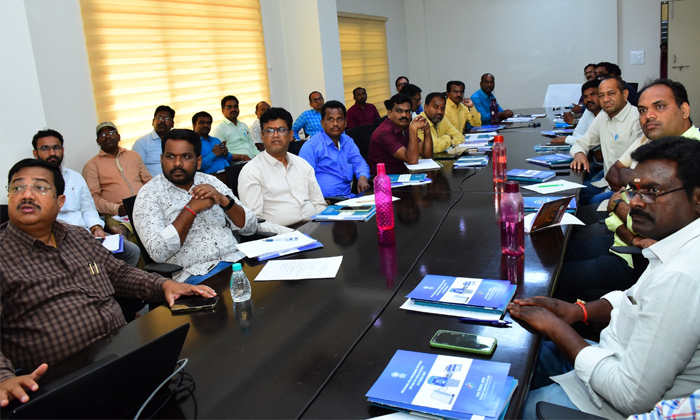  Proper Training Should Be Given To The Polling Staff Vemulawada Revenue Division-TeluguStop.com