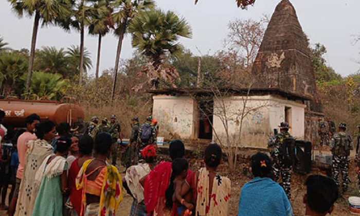 Ram Mandir The Doors Of The Ramulori Temple Opened There After 21 Years, Crpf, P Ram Mandir The Doors Of The Ramulori Temple Opened There After 21 Years, Crpf, P-TeluguStop.com