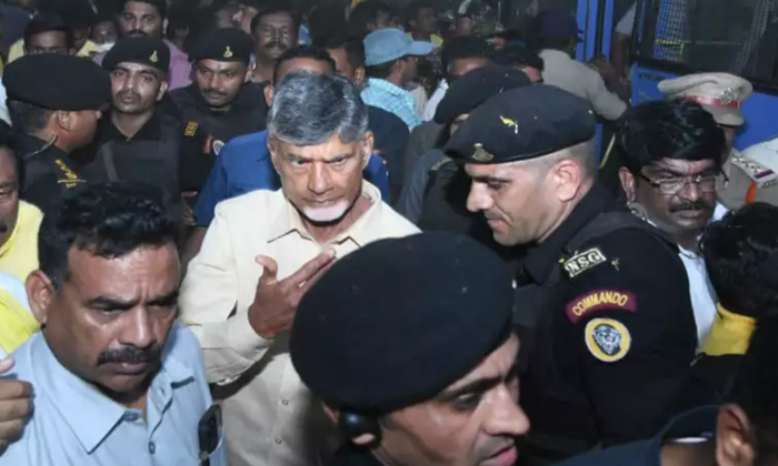  Tension At Chandrababu's Bus In East Godavari Districts Nallajarla, Nallajarla,e-TeluguStop.com