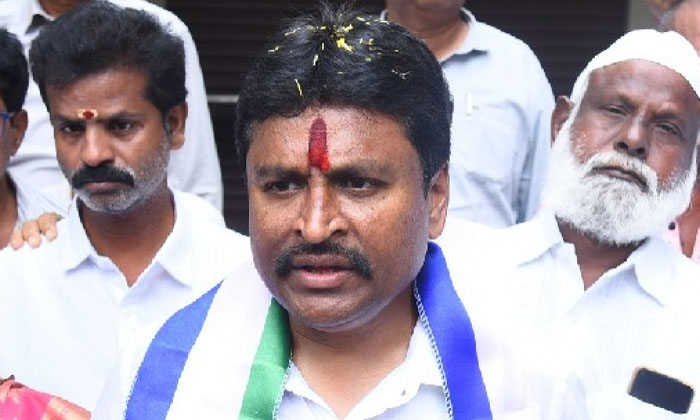  Bonda Uma Is Afraid Of Defeat..: Ycp Mla Vellampally , Vellampalli Srinivas , B-TeluguStop.com