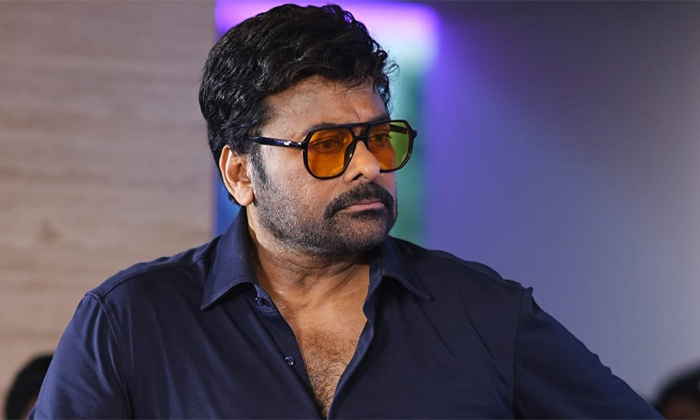  Is It A Habit Of Megastar Chiranjeevi To Watch Such Things On Youtube, Megastar-TeluguStop.com