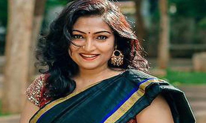  Madhurima Narla Comments About Balakrishna Details Here Goes Viral , Balakrish-TeluguStop.com