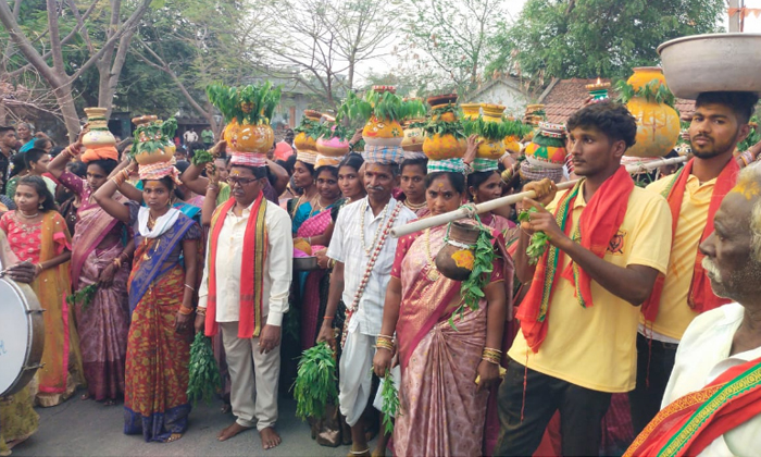  Mudhiraj Pochamma Bonalu Celebrations At Boinpally Mandal, Mudhiraj, Pochamma Bo-TeluguStop.com