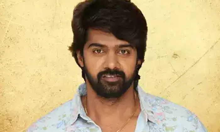  Naveen Chandra Crazy Comments About Prabhas Details Here Goes Viral In Social Me-TeluguStop.com