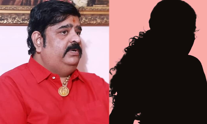 Telugu Astrologervenu, Chaganti, Tollywood, Venu Swamy, Venuswami, Vijayasai Red