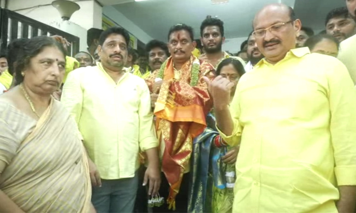  Vijayawada Tdp Mp Candidate Kesineni Chinni Nomination, Vijayawada, Tdp Mp Candi-TeluguStop.com