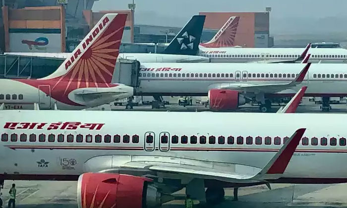  Air India Express Employees Mass Leave, Air India, Air India Express, Cabin Crew-TeluguStop.com