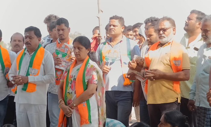  Bjp Leaders Who Have Taken Up House To House Campaign , Narendra Modi , Bjp Lead-TeluguStop.com