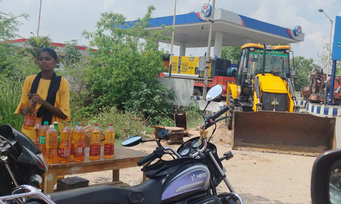  Buy Petrol At The Bunk And Sell It In The Black Before It, Petrol , Petrol Bunk,-TeluguStop.com