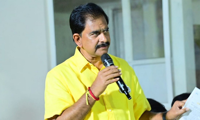  Former Minister Devineni Uma Got Angry With Ycp Saying That Polavaram Project Wa-TeluguStop.com