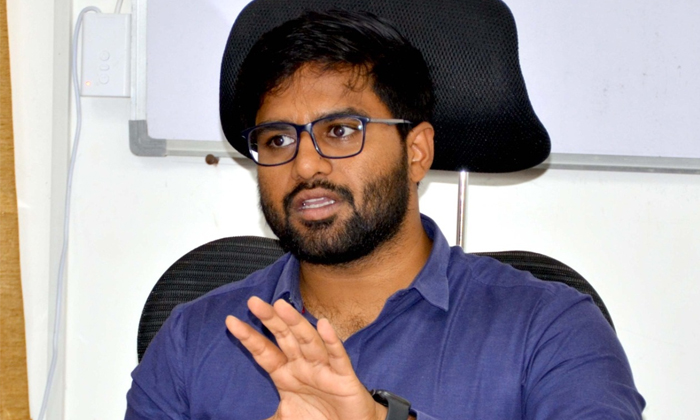  Ias Topper Karnati Varun Reddy Inspirational Success Story Details, Ias Topper,-TeluguStop.com