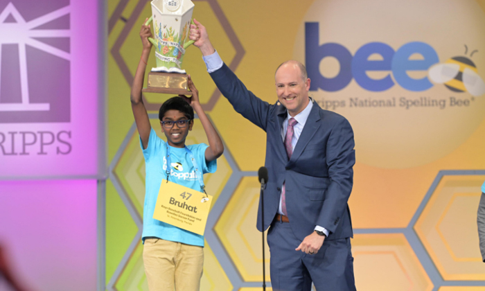  Indian American Bruhat Soma Wins 2024 Scripps National Spelling Bee-TeluguStop.com