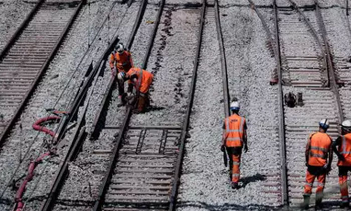  Indian-origin Scrap Metals Dealer Jailed In Uk's Train Track Conspiracy ,indian-TeluguStop.com