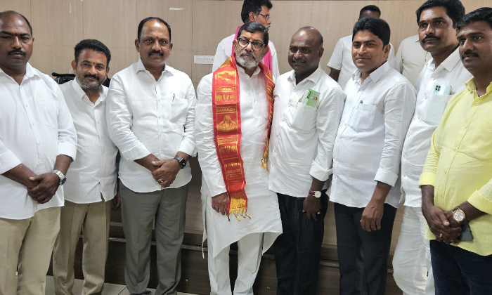 Leaders Of Ellareddypet Who Met Konduri, Ellareddypet , Konduri Ravinder Rao,-TeluguStop.com