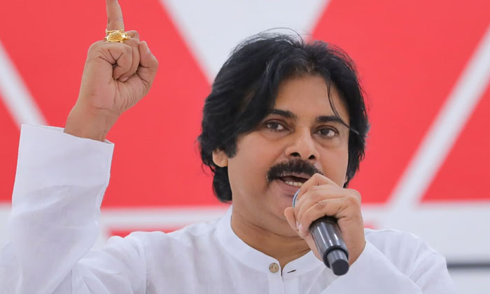  Pawan Kalyan Took A Break From Movies And Entered Politics, When Will He Become-TeluguStop.com