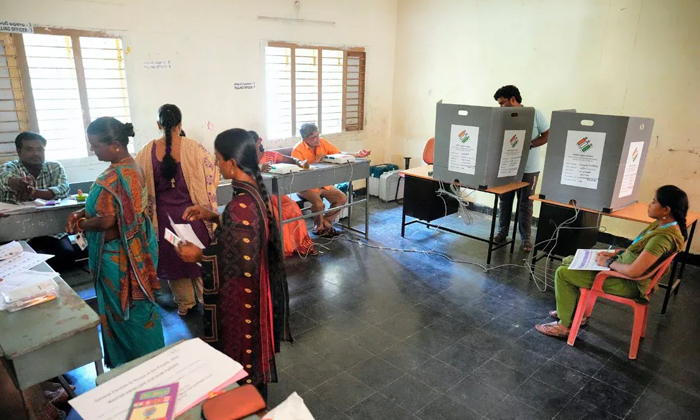  Polling Has Ended In 3 Constituencies In Ap Details, 3 Constituencies, Ap State,-TeluguStop.com