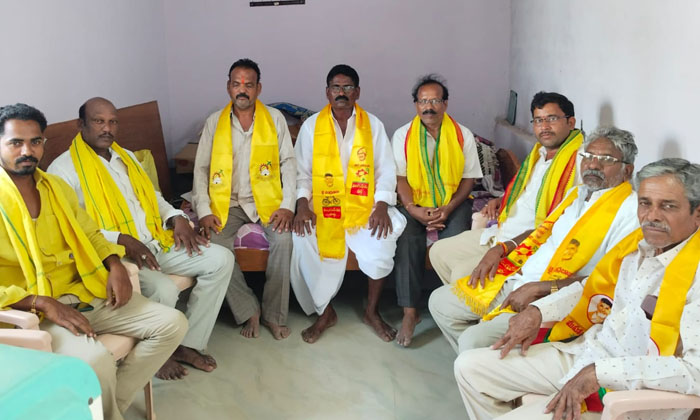  Tdp's Support In This Election Is Congress , Vaskula Krishnaiah , Kunduru Ragh-TeluguStop.com