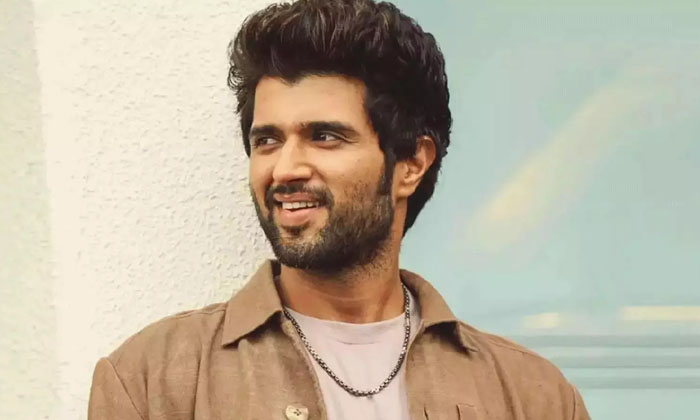  Vijay Devarakonda Remuneration Details , Vijay Deverakonda , Vijay Devarakonda-TeluguStop.com