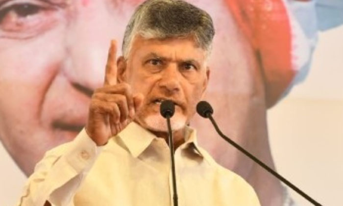 Telugu Ap, Ap Volunteers, Chandrababu, Cm Ys Jagan-Politics