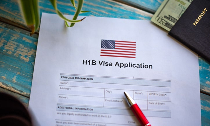  Laid Off H-1b Visa Holders Switch To Tourist And B-1 Or B-2 Visas Details, Laid-TeluguStop.com