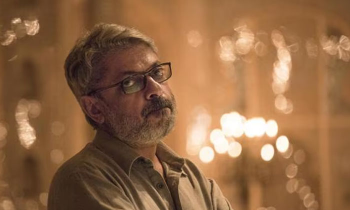  Sanjay-leela-bhansali-about-prostitute-profession, Sanjay Leela Bhansali, Heeram-TeluguStop.com