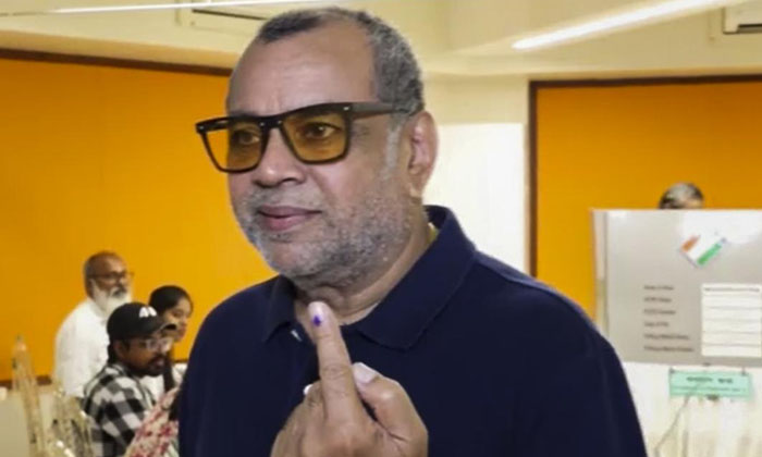  Paresh Rawal Demands Penalties For Non Voters, Paresh Rawal, Non Voters, Demands-TeluguStop.com