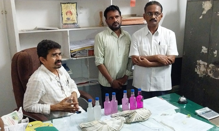  Acb Raids Suryapet Sub Registrar Office, Acb Raids, Suryapet Sub Registrar Offic-TeluguStop.com